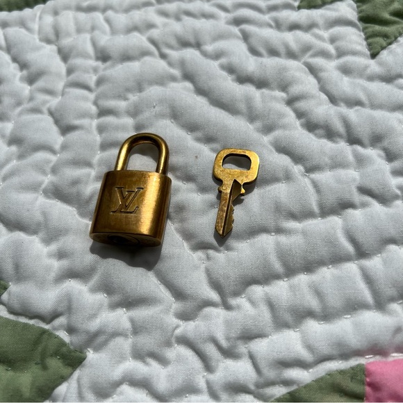 Louis Vuitton Brass Lock and Key 321 - Picture 10 of 16